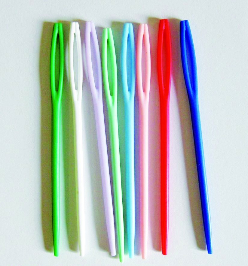 Plastic Sewing Needles (12) – First Class Office